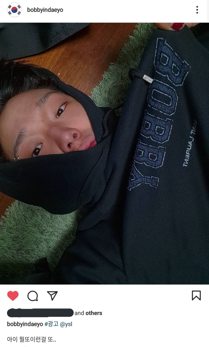 jiwonsphere's tweet photo. bobby got some free stuff again yes baby go get all of 'em https://t.co/HL86IZACzS