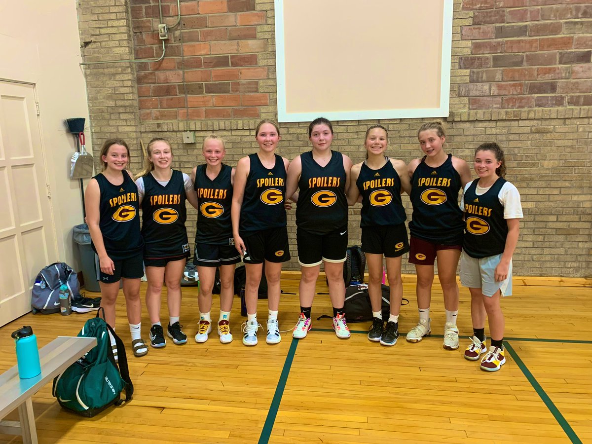SpoilersGirls's tweet image. Spoilers Taking in Valley City Team Camp And Getting After It!👊🏀Thanks For Having Us @ValleyCityWBB Great to Be Back At It With Great Group of Gals! #NeverSatisfied #AlwaysReaching