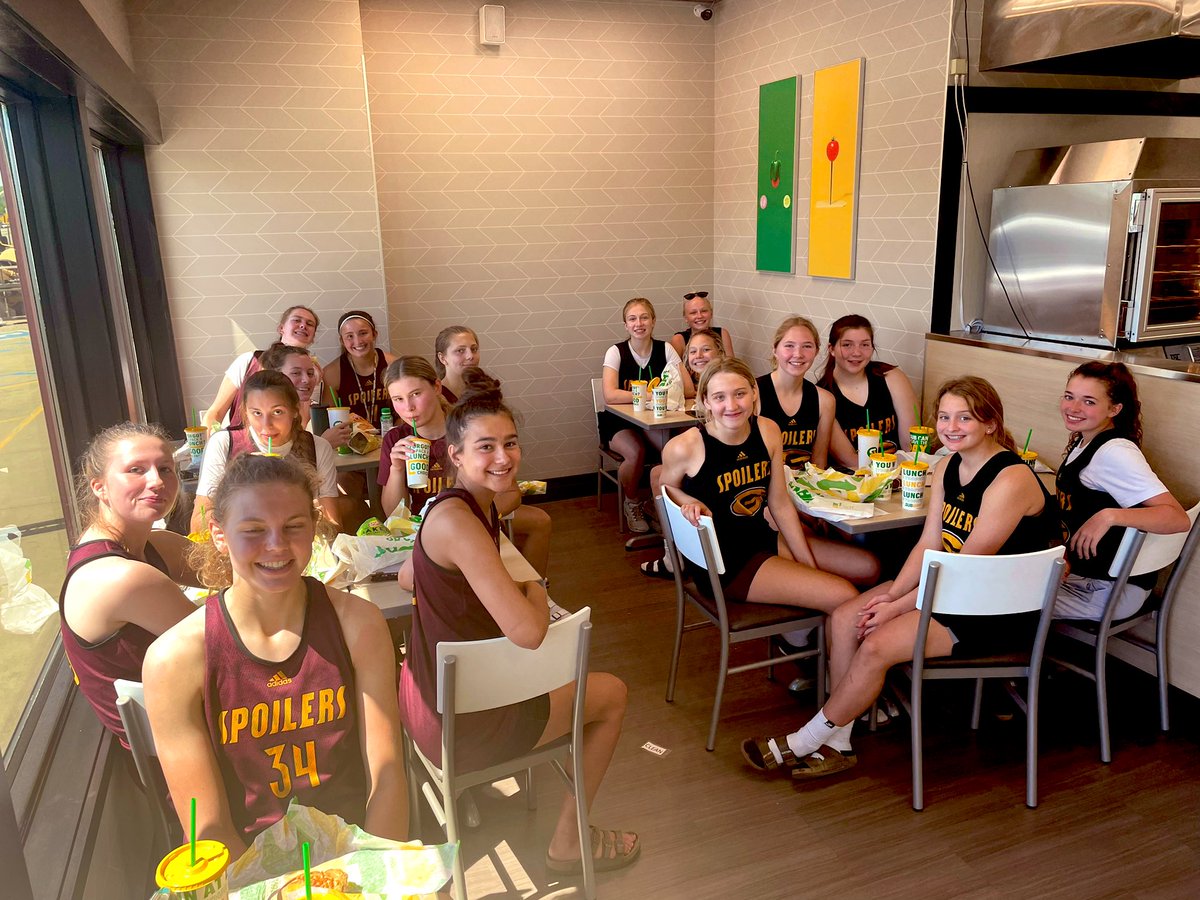 SpoilersGirls's tweet image. Spoilers Taking in Valley City Team Camp And Getting After It!👊🏀Thanks For Having Us @ValleyCityWBB Great to Be Back At It With Great Group of Gals! #NeverSatisfied #AlwaysReaching