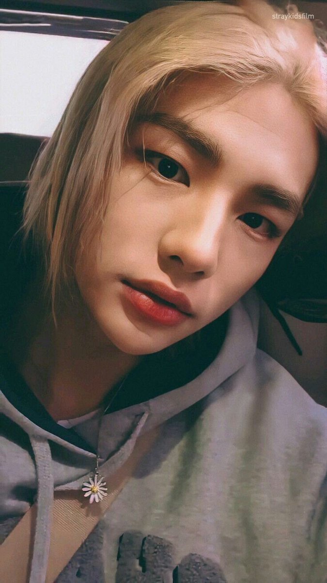 Lu14_Laura's tweet photo. Hyunjin te apoyare y esperare lo que sea necesario, se que volverás <3
#WhereIsHyunjin
#JypExplain
@jypnation https://t.co/9lxb5A3EwG
