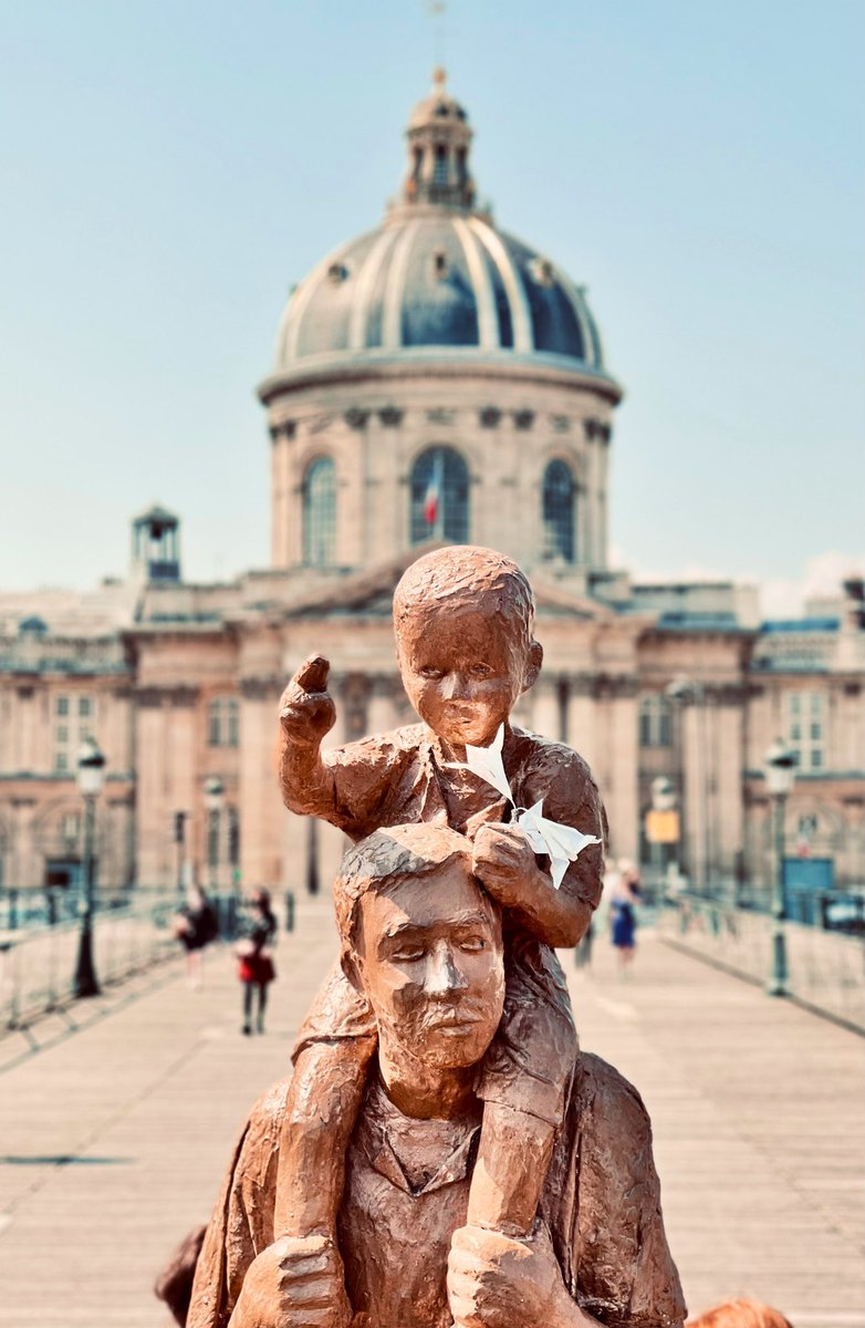 marchestjoseph's tweet image. Après La Défense et le Sacré-Cœur de Montmartre, a débuté la traversée de Paris pour #LaGrandeMarche allant de Saint-Germain l’Auxerrois avec le #NonceApostolique à la #RueduBac, aux Lazaristes de la rue de Sèvres et pour finir à Saint-Mandé 🏃🏻‍♀️🙏🏃🏻‍♂️

#SaintJoseph @dioceseparis