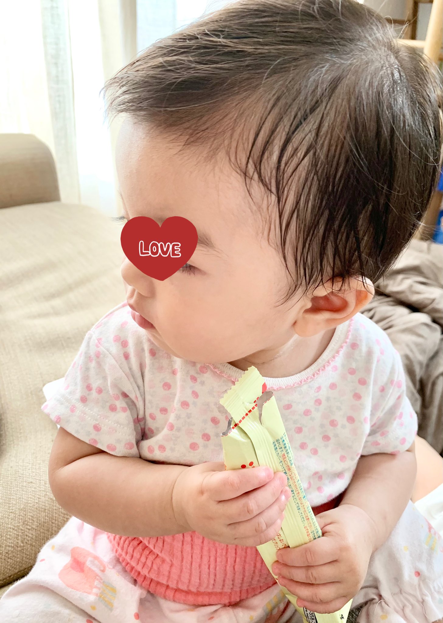 山根舞 今朝 娘が初めて意味のある言葉を喋った なぁ なぁ ばぁ いない いない ばぁ パパママお姉ちゃんだけじゃなく 保育園のお兄ちゃんお姉ちゃんも見かけるたびにそばに来て やってくれていたものね ちなみに上の娘が最初に喋った