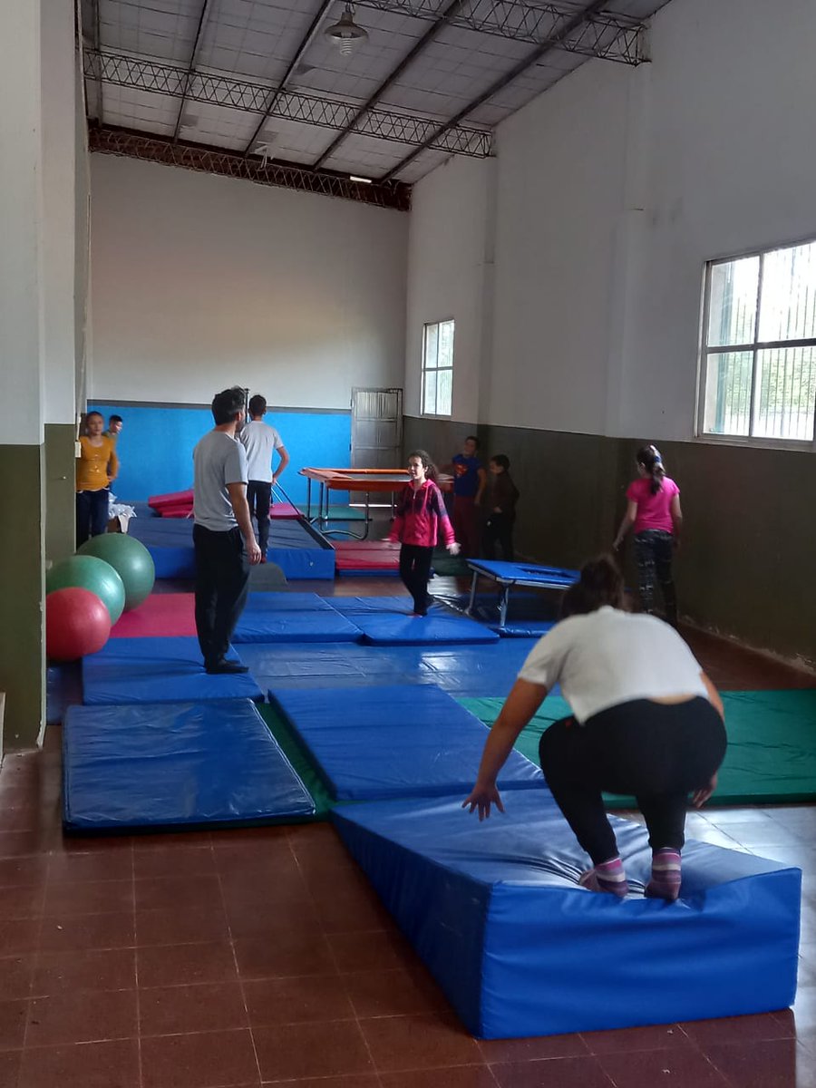 DirEducFIsica's tweet photo. #CEF9 Gimnasia Artística Deportiva, Miércoles y viernes 9,30 a 11,30hs. Profe Aquino Mauricio.
@HoracioNacke @noelialeyria @CGEMisiones @MinDepMisiones @jalbertogalarza @Hectorjcorti https://t.co/CVUkVQMgIC