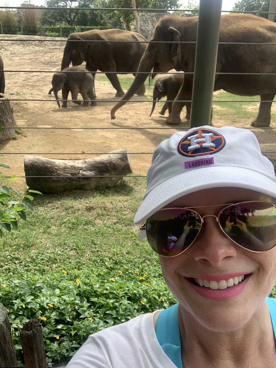 Houston zoo selfie! #HayesHawks #JHEsummerselfiebingo