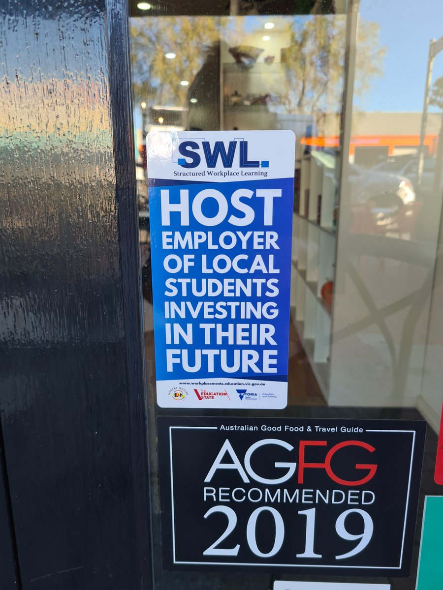 MMLLEN3585's tweet photo. To celebrate businesses who volunteer to host students as part of #StructuredWorkplaceLearning, the MMLLEN designed some stickers for business owners to place in their windows so the community know they support #localstudents who are investing in their #future! @VicLLENs @DETVic https://t.co/fpfPNjCRkg