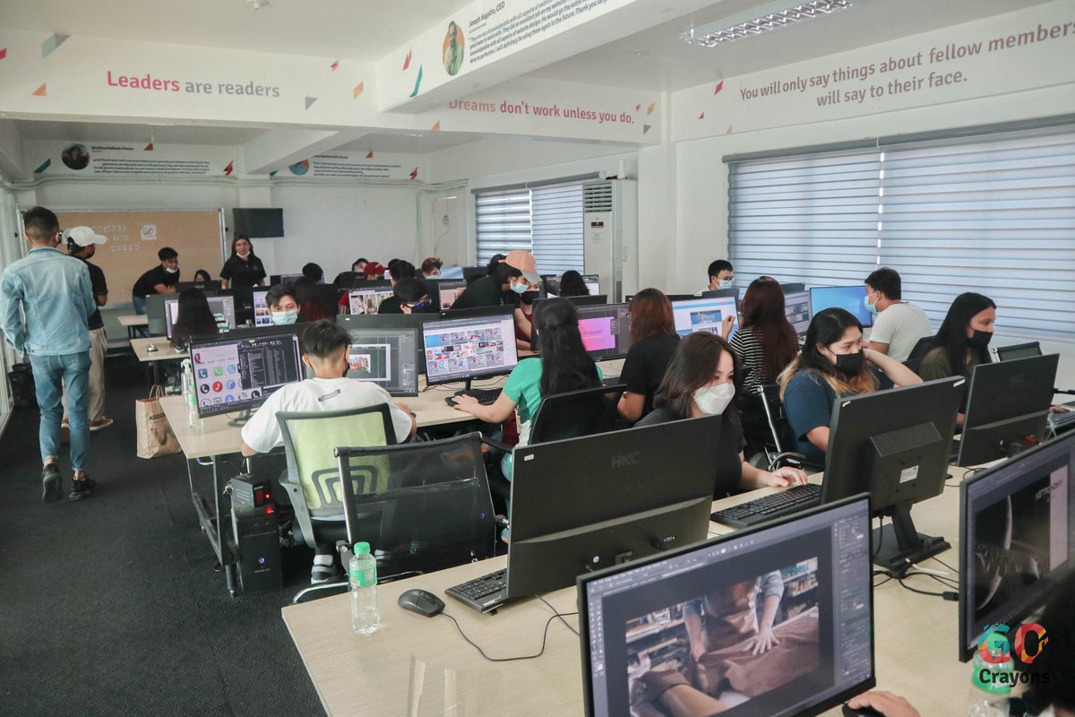 gocrayonsteam's tweet photo. On behalf of the GoCrayons Team, we'd like to thank all of the participants from various colleges and universities, as well as everyone who took part in Mr. Joemel Maigue's Design Workshop. https://t.co/08mhP1PPsa