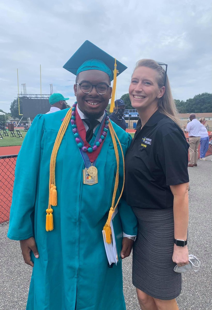 Student Rep. to the NNPS School Board tweet media