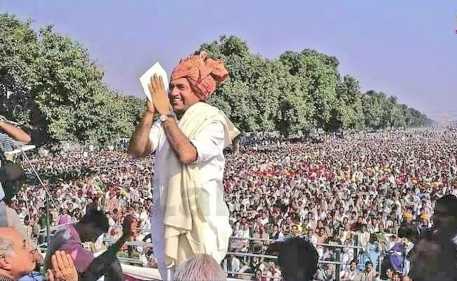 way2komal's tweet photo. जिन कोठियों में कभी दूध बेचा, फिर उन्हीं में केन्द्रीय मंत्री बनकर रहे हमारे नेता #राजेश_पायलट की की पुण्यतिथि पर विनम्र श्रद्धां��लि। https://t.co/PuhoVAvvzb