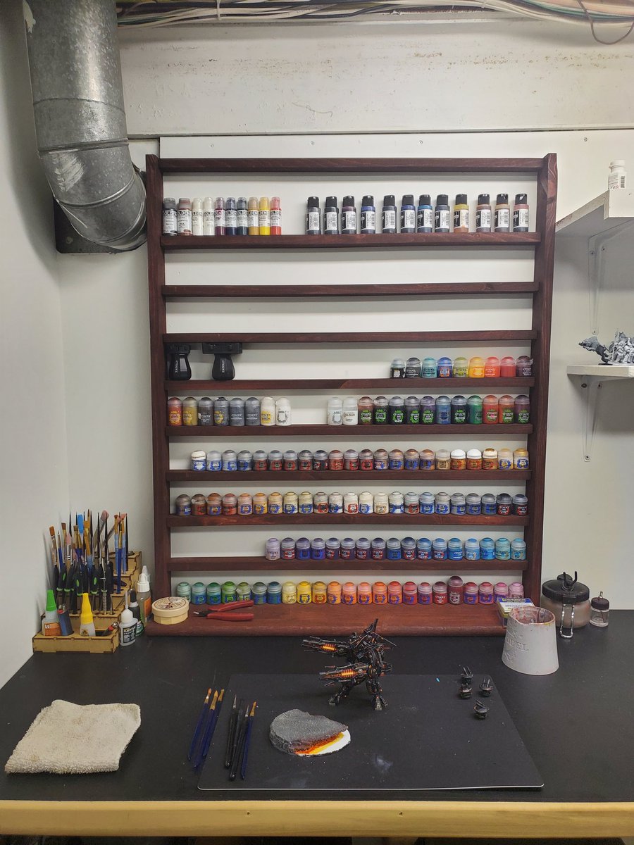 Wolfsythen's tweet photo. Paint shelf is all complete and stocked. Now to just set up everything else. #painting #miniatures #organization https://t.co/Z8trDAiSSN