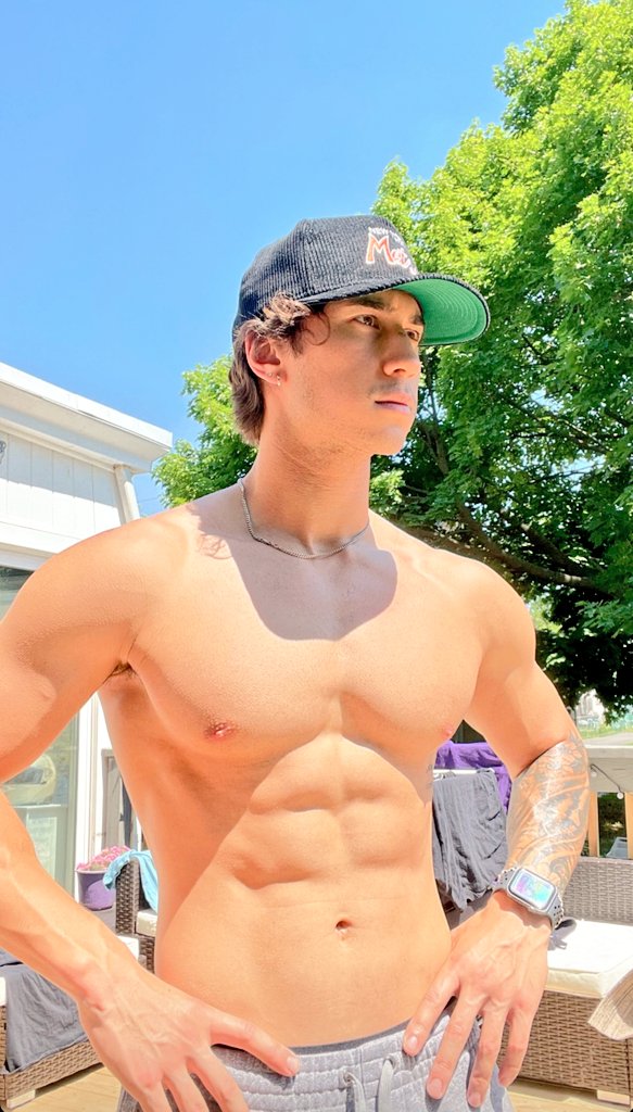 ilikeallboyz's tweet photo. I want him so bad #evanlamicella 
#sexy #cute #body #bodybuilder #sixpackabs #TikTok #TikTokviral #onlyFans #OF #boy #boys #tiktokleaked #Twitter https://t.co/bWIHXgWgwr
