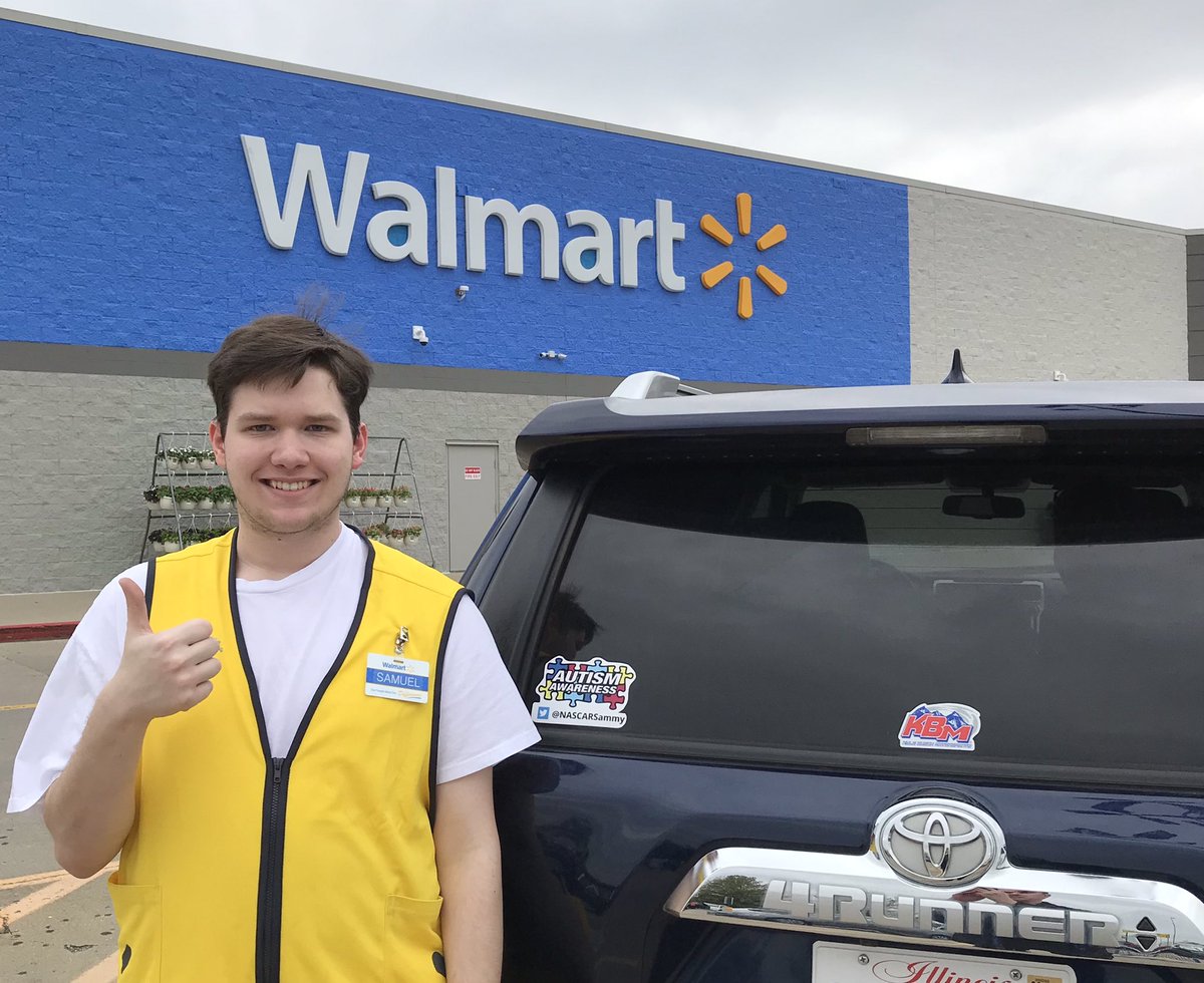 NASCARSammy's tweet image. I’d really like to give the #DriversStartYourEngines command, @amsupdates, next month, when I am there. 

It would be so cool! The race is powered by @Walmart &amp;amp; I work for @Walmart... 

#AutismAwareness in #NASCAR 

I don’t expect it to be allowed, but thought I might ask.👍🏻