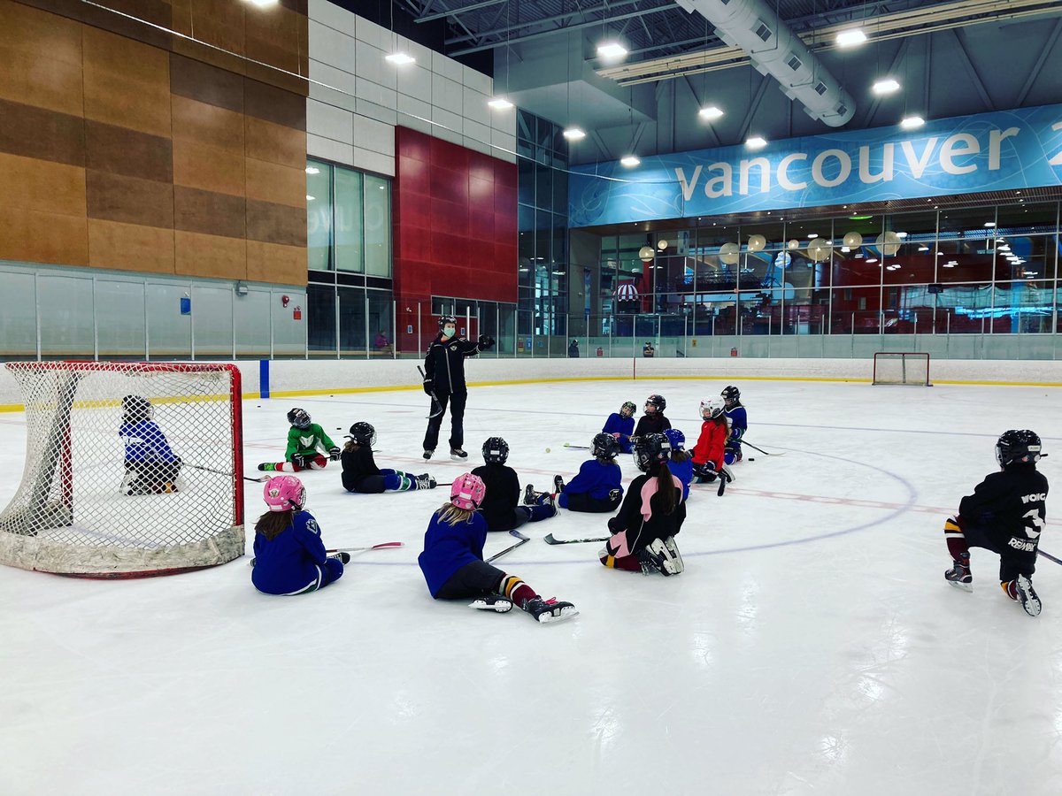 Vancouver Female Ice Hockey Association (@vangirlshockey) on Twitter photo We had a blast 💥 with our Spring 🌸Development Program!
Sessions were led by U18 🅰️ coach <a href="/kgaskin20/">Dr. Katie Kenney (Gaskin)</a> and U13 🅰️ coach Emily Froese at Hillcrest 🏒 Our players got to stay active, learn a lot, and have tons and tons of fun! We had a blast 💥 with our Spring 🌸Development Program!
Sessions were led by U18 🅰️ coach <a href="/kgaskin20/">Dr. Katie Kenney (Gaskin)</a> and U13 🅰️ coach Emily Froese at Hillcrest 🏒 Our players got to stay active, learn a lot, and have tons and tons of fun!