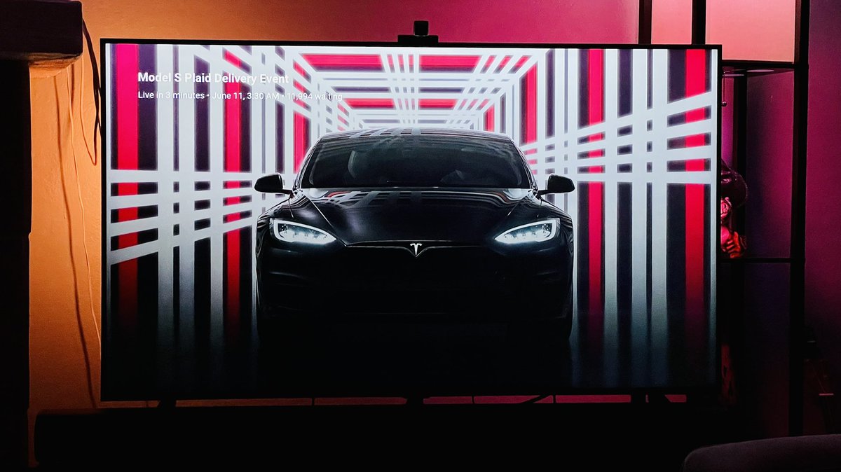 Tesla Joy tweet media