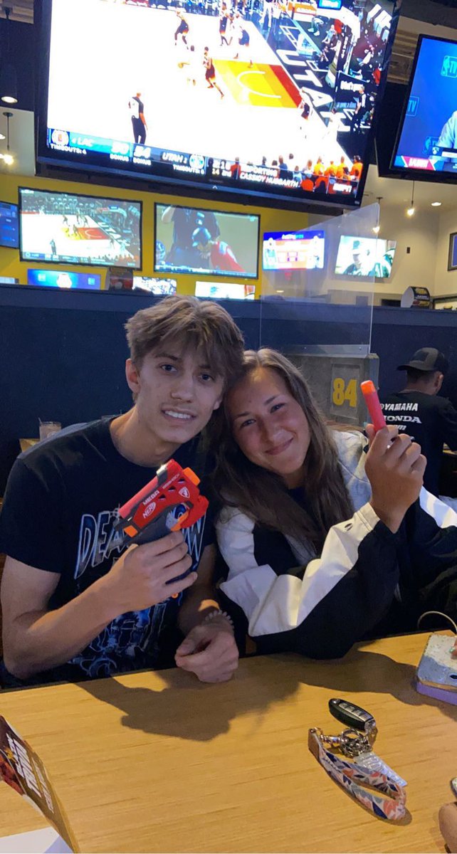 SnowWhiteCrips's tweet photo. 20😂 @NerfWs https://t.co/GQVXCfVMMv
