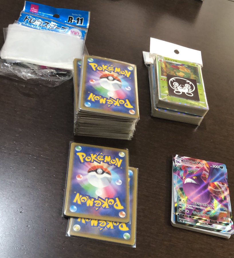 ポケモンカードサイズのスリーブはダイソーやセリアで大丈夫 二重ローダーのおすすめも紹介 Meru Blog
