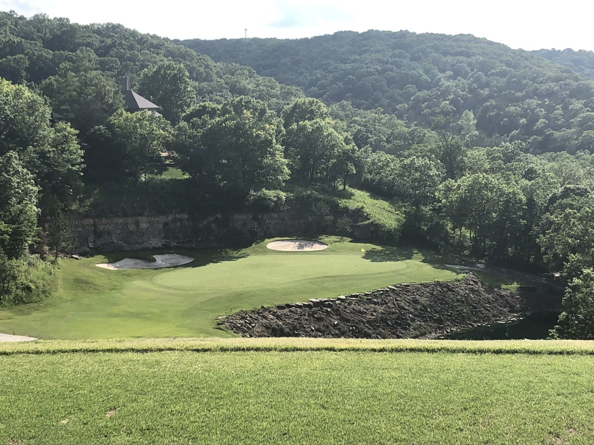 BryanTweed16's tweet photo. Ledgestone CC is a fun, quirky Tom Clark design that is one of the original must-play courses in the Branson, MO area. Superb group of Par-3’s and tough “target golf” Par-4’s & Par-5’s. The staff was exceptional and pace of play was exceptional. #TweedGolfTrip2021 #BransonBound https://t.co/c6ksTpkjmA