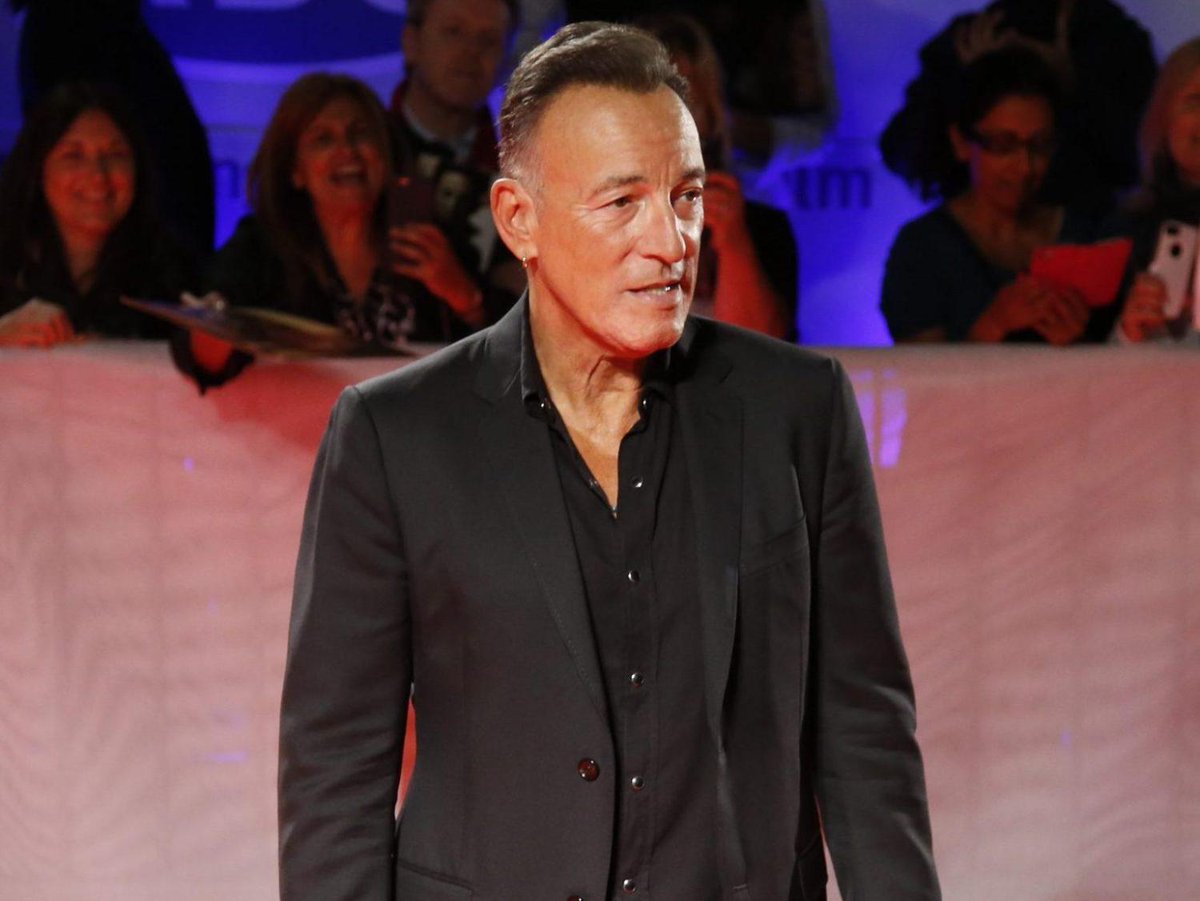 Bruce Springsteen working on new music with The Killers and John Mellencamp
