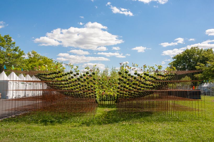 designboom's tweet image. on view at philadelphia flower show, nomad studio's kokedamas forest respects the relationship between plants and the occupants of the soil. designboom.com/art/nomad-stud…