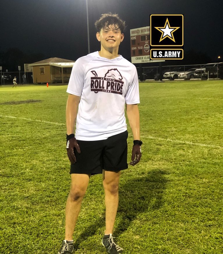 Riosportslive's tweet photo. Rio Sports Live recognizes our US Army player of the game. La Feria picked up two wins on Thursday. Brandon Villanueva (left) hauled in four TDs in a 62-18 win over Harlingen. Aaron Trevino threw 10 TDs over two games and led La Feria to a 36-12 win over Harlingen South. #RSL7v7 https://t.co/MQAtTL7SQl