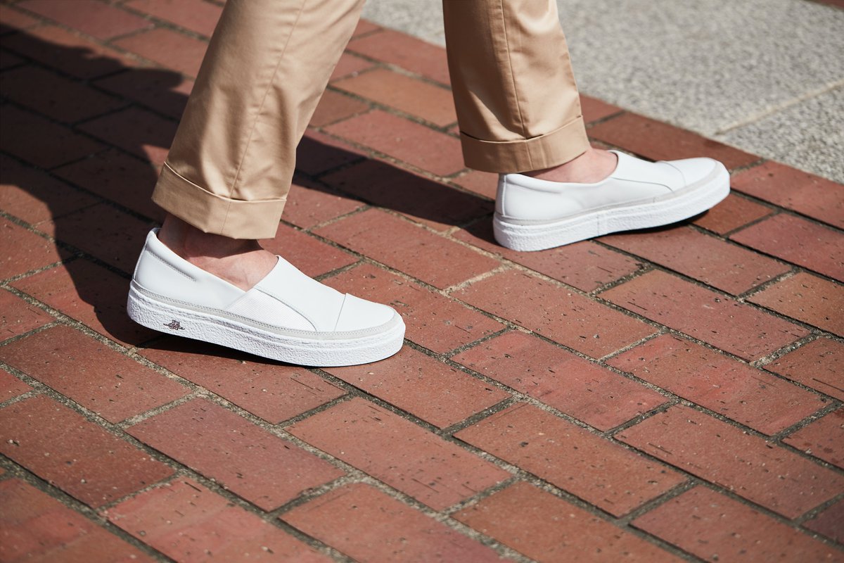 madras_shoes's tweet photo. 【マドラス100周年×100 Styles】
100周年だからこそ、100人の方々のスタイリングをご紹介するオリジナルコンテンツ。
⇒https://t.co/zPOar6HPZk
FILE.025
革靴ジャーナリスト／ブロガー　
楠美 皓平さん (@kusumincom)  

#マドラス #マドラス100周年 https://t.co/DMfkI1f3pH