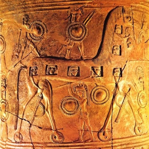 edithmayhall's tweet image. It&apos;s the anniversary of the very day Troy fell, 11 June 1184 BCE (Dionysius of Halicarnassus) or 1183 (Eratosthenes in his Chronographies).  Either way, here (1) the Trojan Horse on a jar found on Mykonos 
(2) Romare Bearden&apos;s Fall of Troy (1979) conceived with African personnel