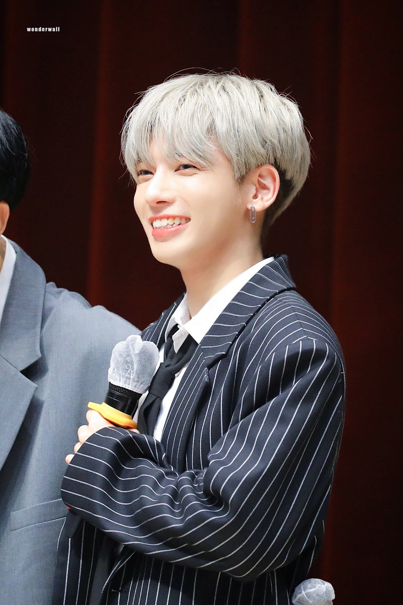 wonderwall0205's tweet photo. #매일_꿈꿔왔던_투바투_뮤뱅_1위
#0X1LOVESONG4thWin

너무너무너무너무추카해ㅜ.ㅜ🥳🎉🥲 https://t.co/co2SLkKP69