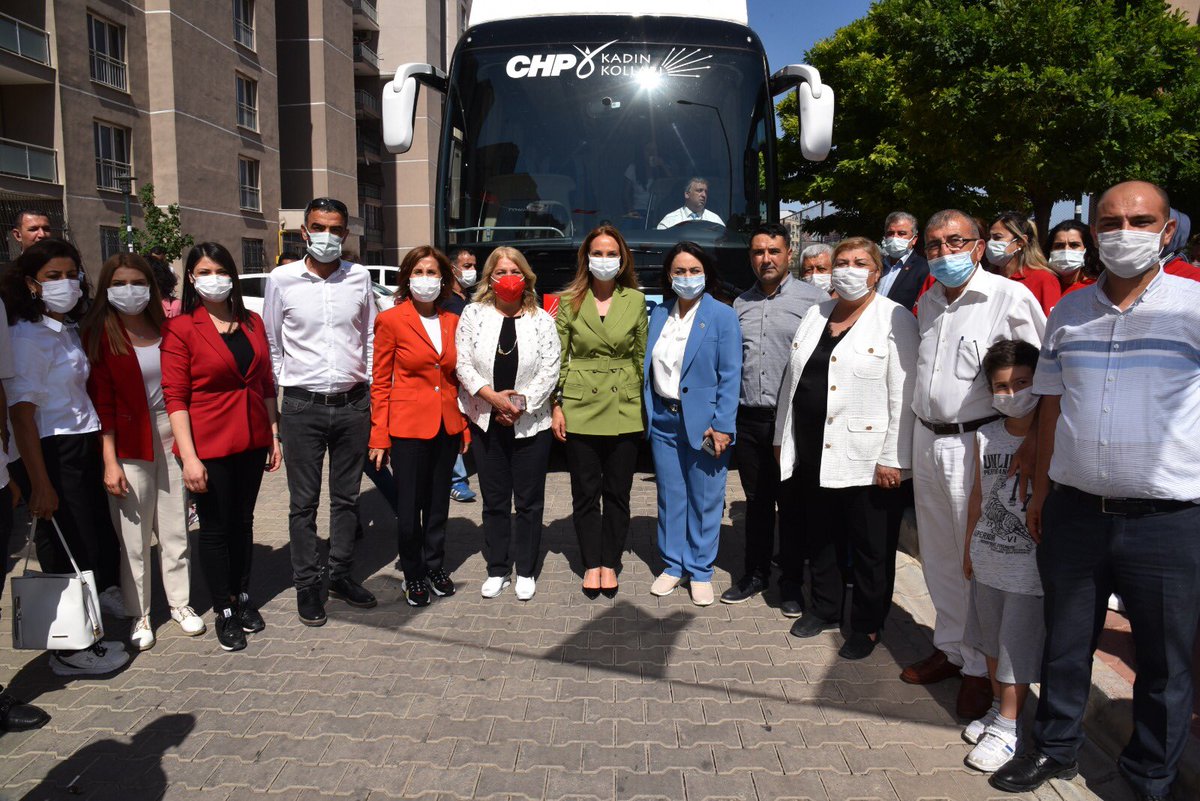 Hulyaerdem01's tweet photo. Adana Büyükşehir Belediye Başkanımız Zeydan Karalar, CHP Kadın Kolları Genel Başkanımız Aylin Nazlıaka ve Milletvekilimiz Müzeyyen Şevkin ile Engelli Çocuk Mola Evi’nin açılışını gerçekleştirdik.Engelli çocukların sosyalleşmesine vesile olan #adanabld sonsuz teşekkürler. https://t.co/rbkfgexwr2