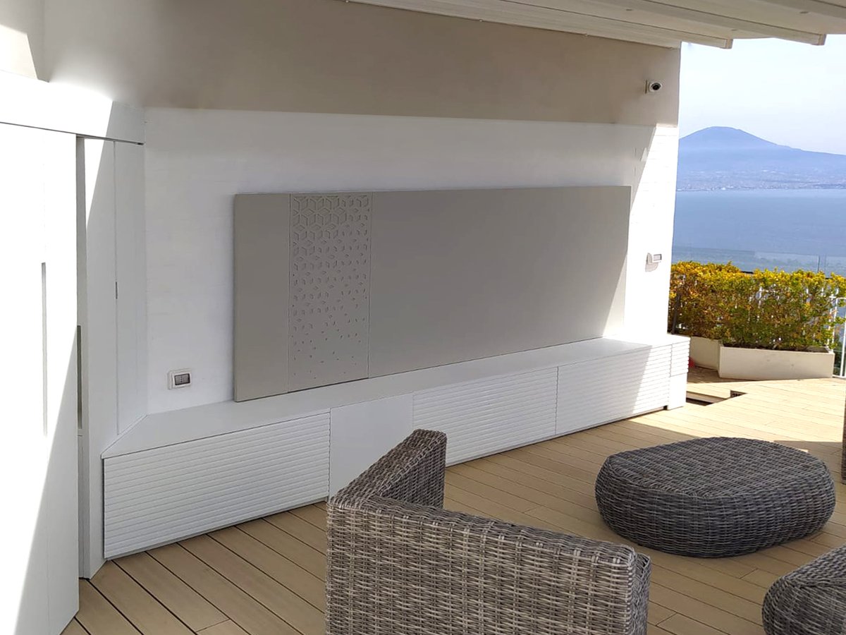 trackdesign_'s tweet photo. Un'incantevole terrazza partenopea accoglie gli arredi in acciaio dalle tonalità luminose.

#unicità #custom #acciaio #eleganza #italy #arredo #design #Napoli #Campania #nature #art #interiordesign #arredamento #nature #fashion #madeinitaly  #arredocasa #passion #style #homedecor https://t.co/cov2h7qLFS