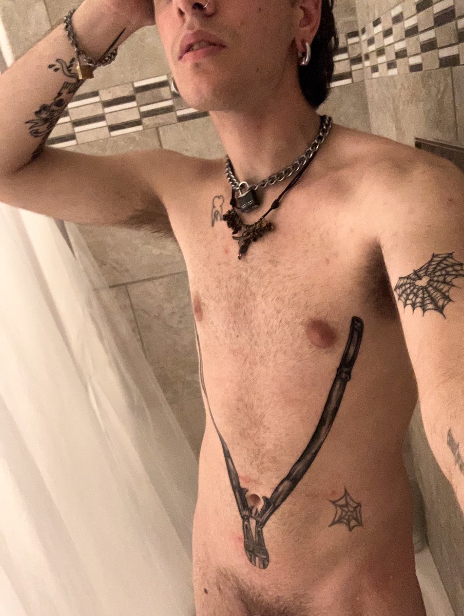 sage__leaf's tweet photo. shower with me💕😉 
#of #nsfw #tattooed #sellingcontent #adultcontent #linkinbio #spoilme #shower #showerpics #sexy #nudes #nude https://t.co/AMmbd23qQh