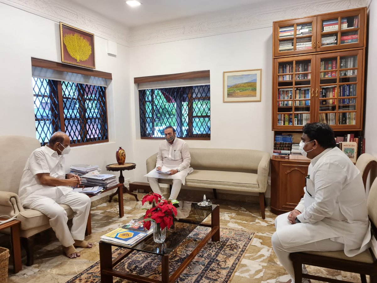 abuasimazmi's tweet photo. ईद-उल-अज़हा (बकरा ईद) #COVID19  नियमों के तहत ईद मानाने की व्यवस्था - साथी ही गोवंडी और भिवंडी के विकास कार्यों को लेकर आज श्री शरद पवार जी से मुलाका�� की। @PawarSpeaks  ने आश्वासन दिया है की सरकार से विचारविमर्श करके इन कार्यों को पूरा करेंगे। साथ भिवंडी सपा आ. रईस शेख़ मौजूद थे। https://t.co/Aa1bI421rb