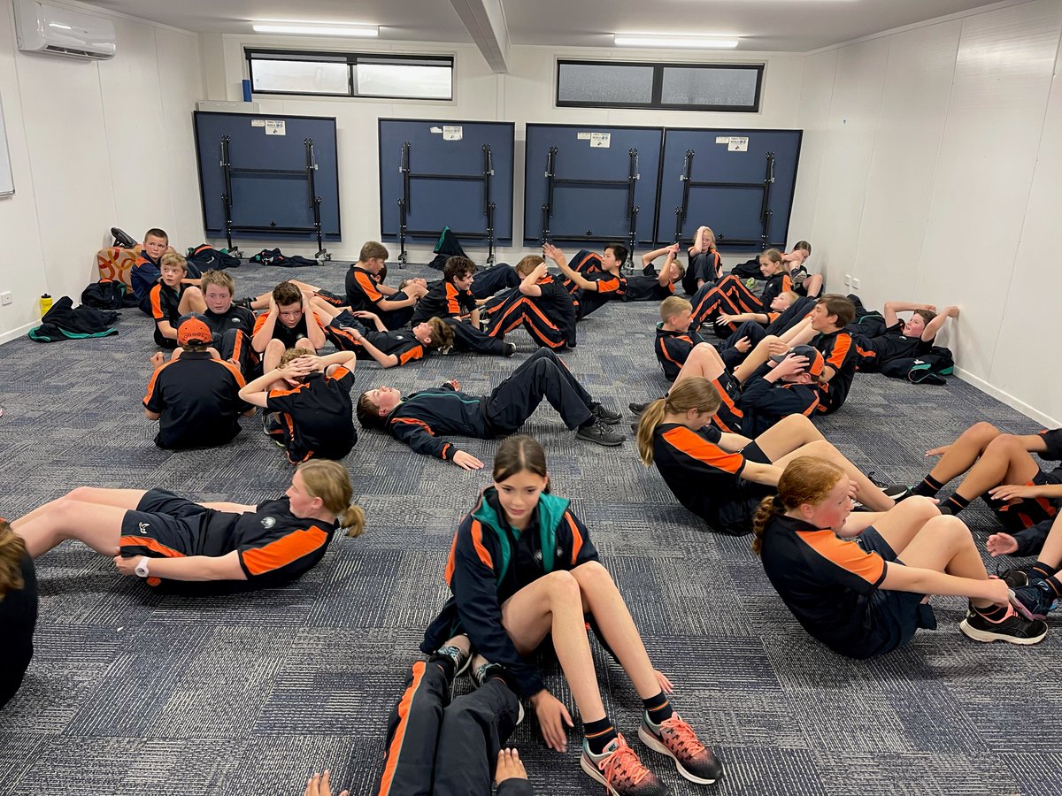 GoogongSchool's tweet photo. With recent wet weather, Year 7 have enjoyed interval workouts in our wet weather classroom involving a range of movements to get the blood pumping. These included squats, squat jumps, lunges, push ups, planks and calf raises, each followed by a ‘dance off’ for active recovery! https://t.co/kRMzIyedKi