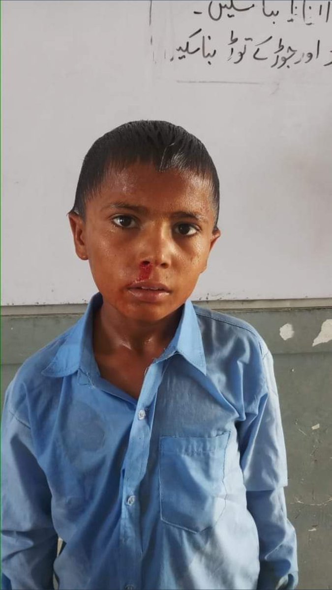FazalAb19213715's tweet photo. Can u even think that this is the Islamic Republic of #Pakistan!!?.. Innocent #children are facing #heatstroke and the educational #ministers are still enjoying under #AC .May Allah guide all of us..!!
#cancelExamsSaveStudent 
#CancelExamsSaveLives #PrimaryKidsFromHeat #HEATWAVE https://t.co/AihTs71szq