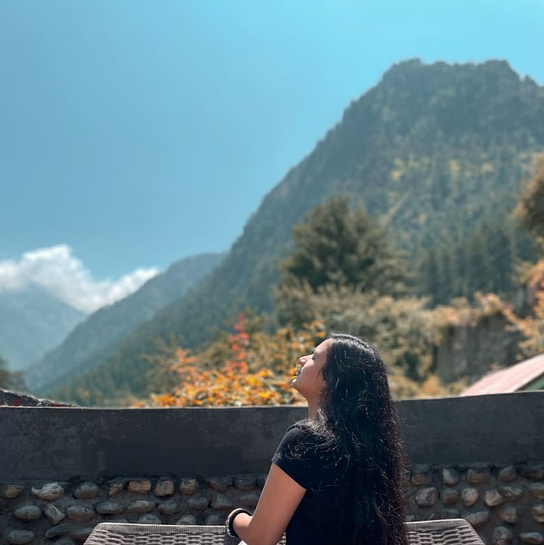 Go where you feel the most alive.
.
.
.
.

#travelinhimachalpradesh #awesomehimachal #jannatofhimachal #coloursofhimachal 
#himalayangeographic #jannatehimachal 
#himalayasin #splendid_himachal #itshimalayas #onehimachal  #travelphotography #traveller  #himachalpradesh