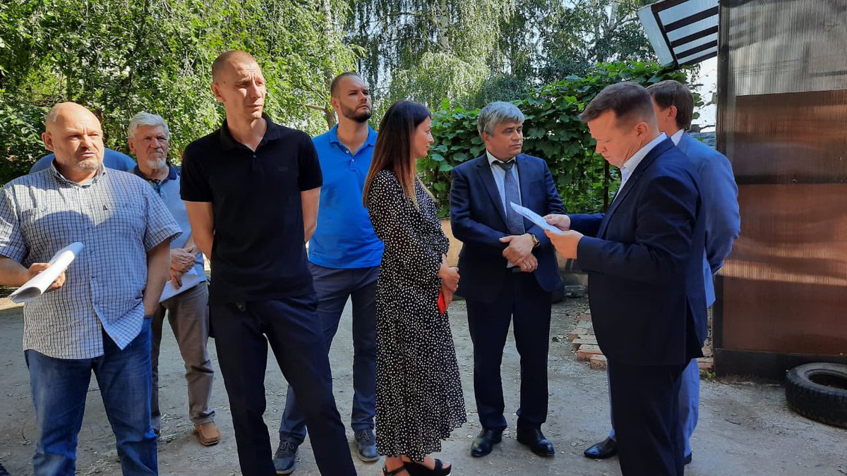 Состоялся выездной комитет по ЖКХ <a href="/SamSovDep/">Совет депутатов Самарского района второго созыва</a> Жители Г.Засекина, 7 попросили помочь с заменой разрушенных несущих конструкций (балок перекрытия). Т.к. львиная доля квартир в доме являются муницип., необходимо просить ДУИ предусмотреть средства на кап.ремонт балок с софинанс.собств