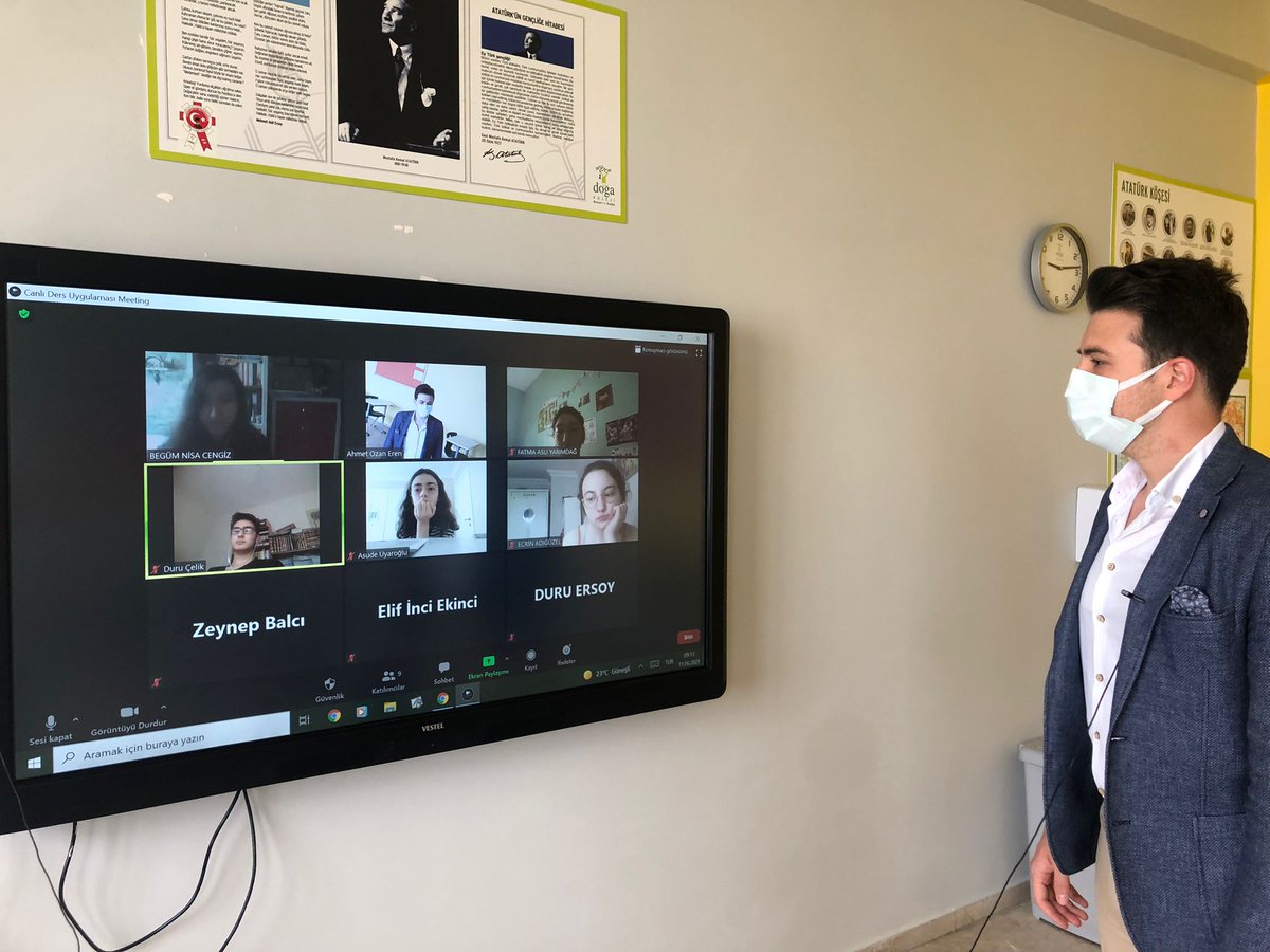 İTÜ ETA Vakfı İncek Doğa Koleji Ortaokul Rehberlik Bölümü olarak 8.sınıf öğrencilerimize "İlham Veren Liseliler" panelini düzenledik. Panelimizde 8.sınıf öğrencilerimiz, 12.sınıf öğrencilerimize merak ettikleri soruları sordular. <a href="/KvancBarlas/">Kıvanç Barlas 🇹🇷</a> <a href="/gulsenakssu/">Gülşen Arslan</a> <a href="/zlemGle41005216/">Özlem Güler</a>