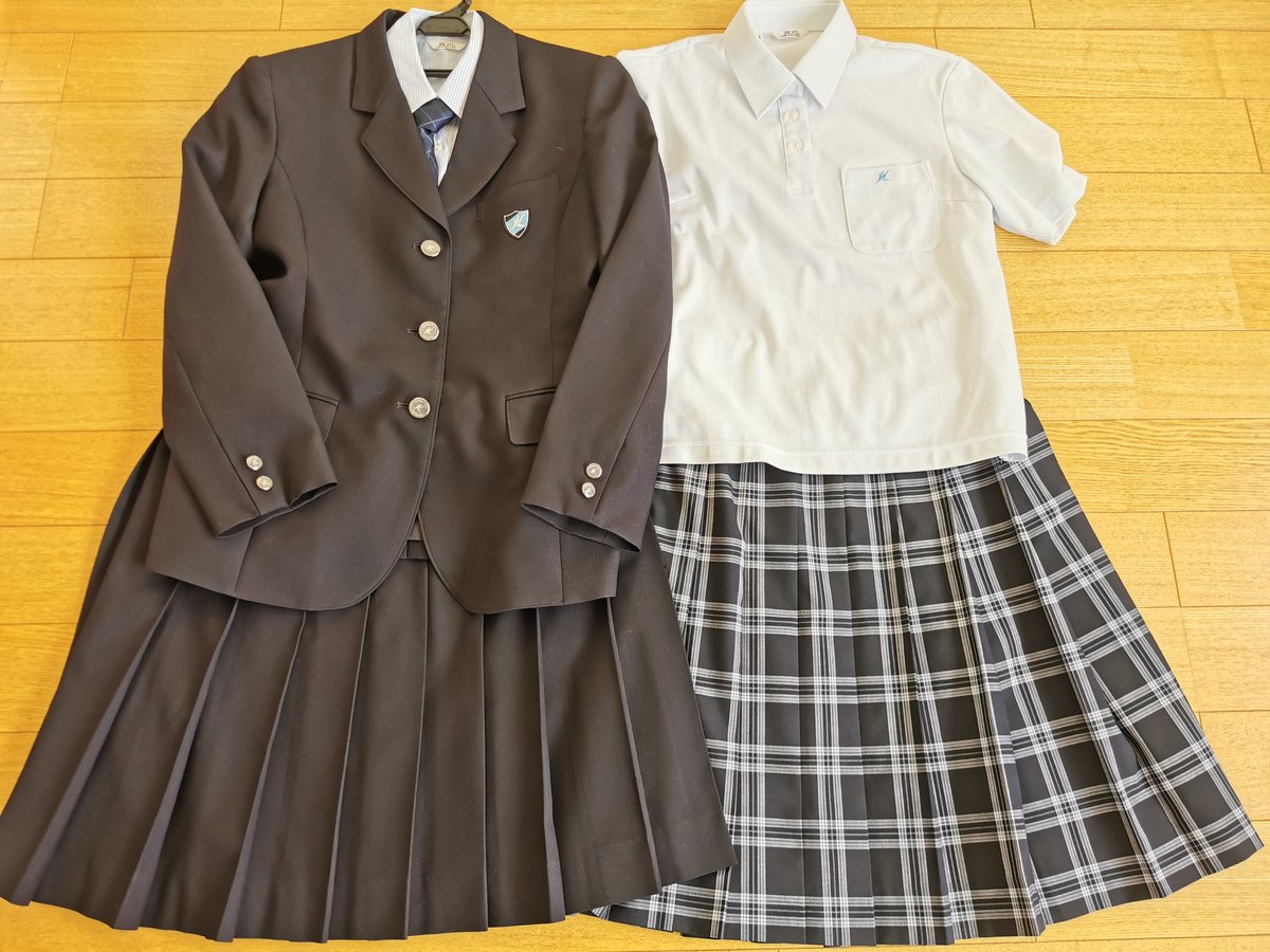 市立札幌清田高校（北海道）の制服セットを買い取らせて頂きました
