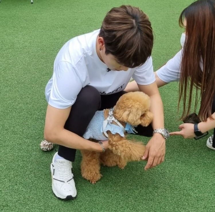 AB6IX_ID's tweet photo. [📸210611] 

@/87.190601 Instagram update with Woojin

🔗https://t.co/Jeo2rLrW39

AB6IX_ID
#AB6IX #에이비식스 #전웅 #김동현 #박우진 #이대휘 @AB6IX @AB6IX_MEMBERS https://t.co/RDIm8IPfBO