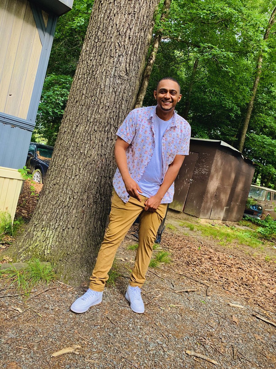 FlyLiik's tweet image. Y’all start running it up mane