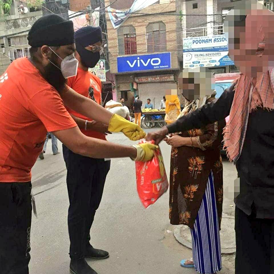 (Sewa update 3 June, 21) 
🙏🏻Waheguru ji🙏🏻
EVERYDAY @fateh_familyNGO VOLUNTEERS ARE DOING RATION SEWA FOR NEEDY FAMILIES. WE ALL HAVE TO COME FORWARD AND GIVE SOME CONTRIBUTE FOR THEM🙏🏻

DHAN DHAN BABA FATEH SINGH JI 🙏🏻
#DisasterRelief #COVID19 #CovidResources #Sikhs #sewa #India