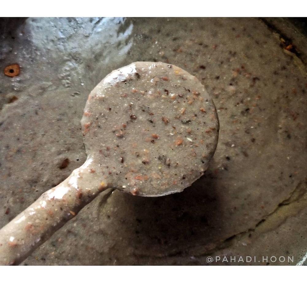 uttarakhand's tweet photo. गहत के डुबके / Phanu 😍
(Delicacy of Uttarakhand)
.
.
To get your photos featured, please email us at connect@eutn.in
.
.
#uttarakhandheaven #phanu #gahat #gahatkedubke #gahatkidaal #sidhepahadse #horsegram #garhwal #kumaun #uttarakhandcuisine https://t.co/aPIbdALUpP