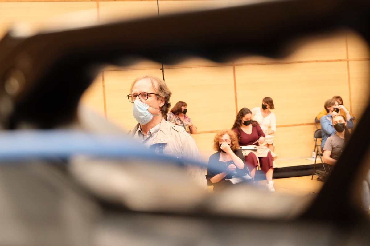 OSGgalicia's tweet photo. Tras la interpretación de la Orquesta Infantil del «Concerto grosso» de Vaughan Williams la @OSGgalicia y su #CoroOSG que dirige Joan Company cerrarán la temporada de conciertos con el «Réquiem» de #Mozart como bálsamo y consuelo a tanta pérdida. https://t.co/72Z8Ubo0mB