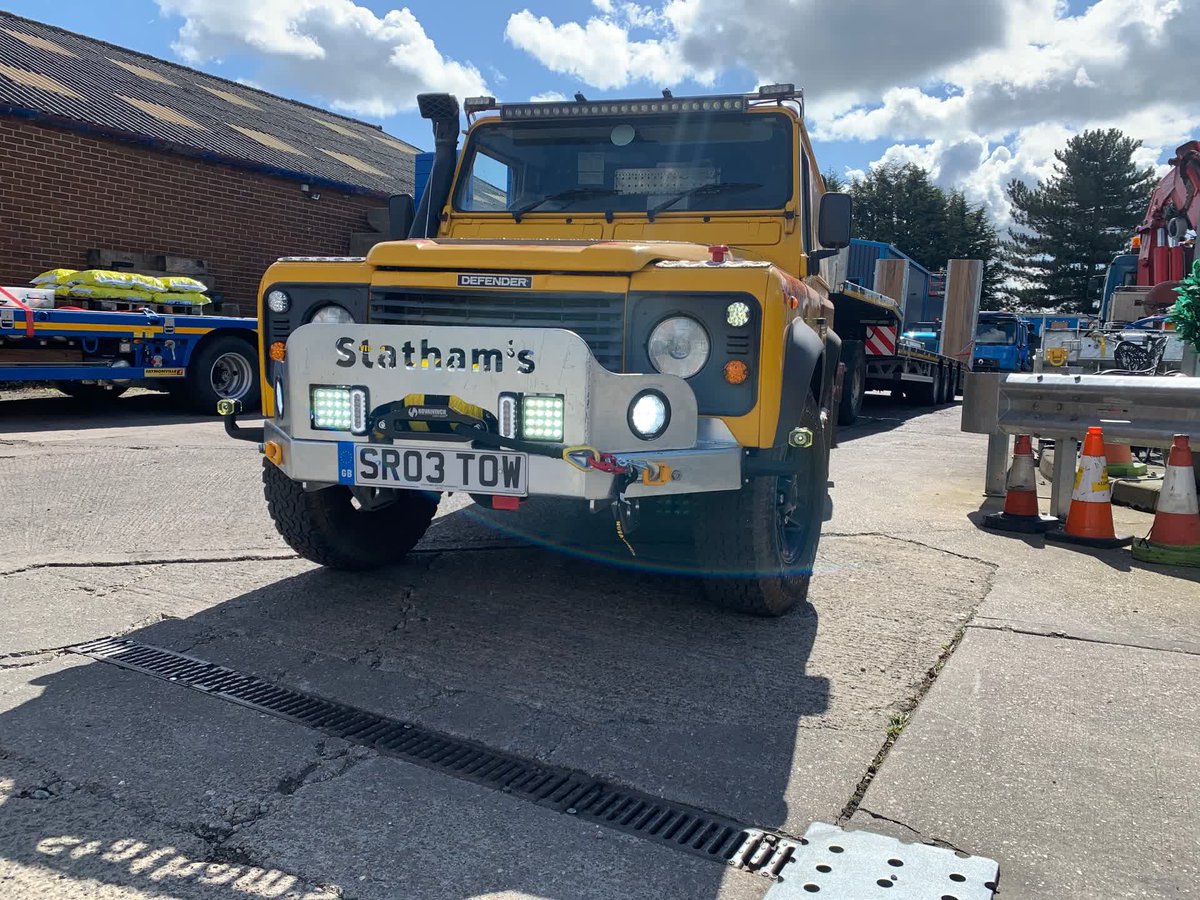 Known for its dependability and quality, it can even pack a punch on the most demanding of jobs!

Check out this Novawinch Electric Winch on this Defender!

▶ winches-uk.co.uk/shop/novawinch…

#WinchesUK