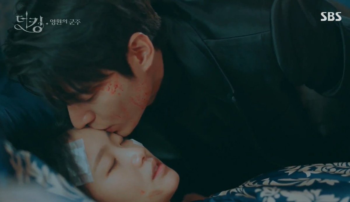 вечный монарх 12. король вечный монарх дорама поцелуй. чон тхэ ыль король вечный монарх. король вечный монарх дорама 2020. вечный монарх 12.