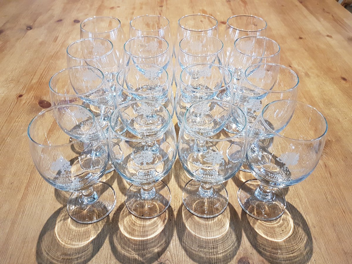 CoombeKeynes10K's tweet photo. Wooden medals (with jute "ribbons") &amp; prizes arrived, thank you #LakelandLaserCreations. Engraved glasses that look great &amp; are useful - not just another plastic trophy. Only two days left to enter (or transfer / defer a place). Enter now via link below.

https://t.co/utJKhDcANp https://t.co/sDcLGnMmV1