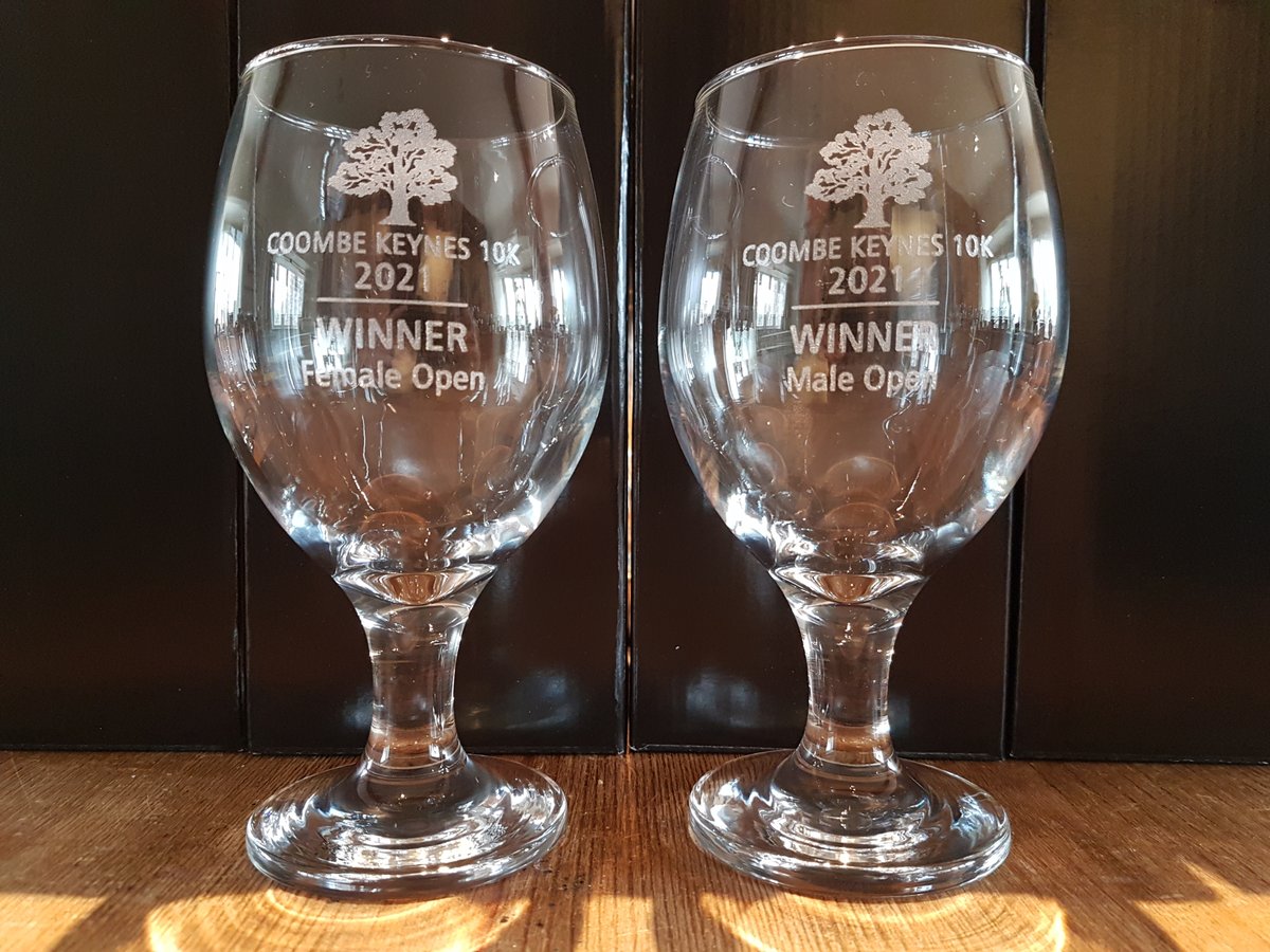 CoombeKeynes10K's tweet photo. Wooden medals (with jute "ribbons") &amp; prizes arrived, thank you #LakelandLaserCreations. Engraved glasses that look great &amp; are useful - not just another plastic trophy. Only two days left to enter (or transfer / defer a place). Enter now via link below.

https://t.co/utJKhDcANp https://t.co/sDcLGnMmV1