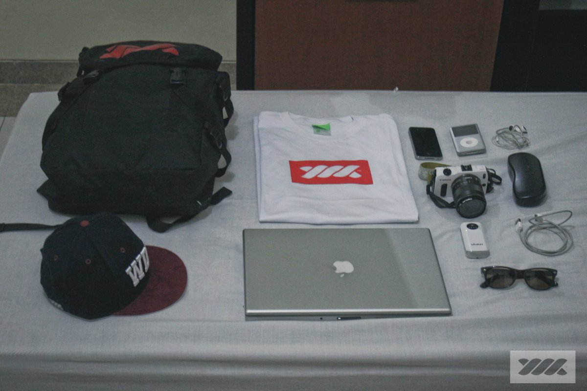 WDZG's tweet image. Hi, Crowd!
Pernah ga kalian bertanya-tanya kenapa suatu perusahaan bisa solid hingga belasan tahun, baik dari segi manajemen maupun dari segi inovasi?

#insideinsight