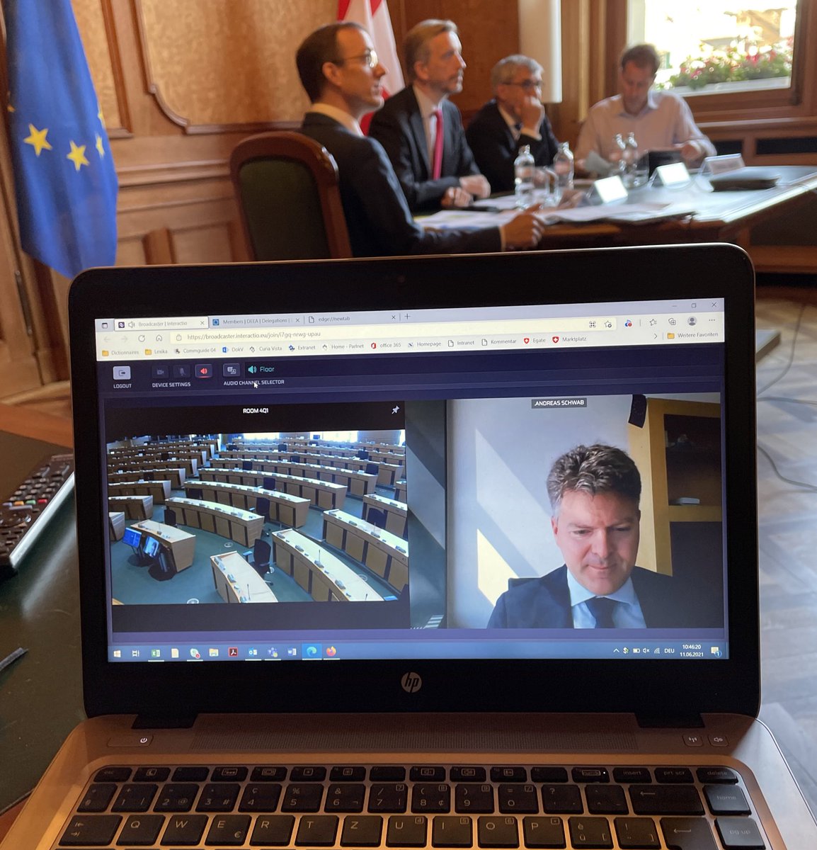 ParlCH's tweet photo. Nach Aus für das Rahmenabkommen: 🇨🇭🇪🇺ParlamentarierInnen diskutieren über das „wie weiter“ in den bilateralen Beziehungen #SwissEUrelations. Die beiden Delegationsvorsitzenden @enussbi und @Andreas_Schwab verabschieden eine gemeinsame Erklärung 👉 https://t.co/8As7rh69HW 1/2 https://t.co/AAaxeFSTk3