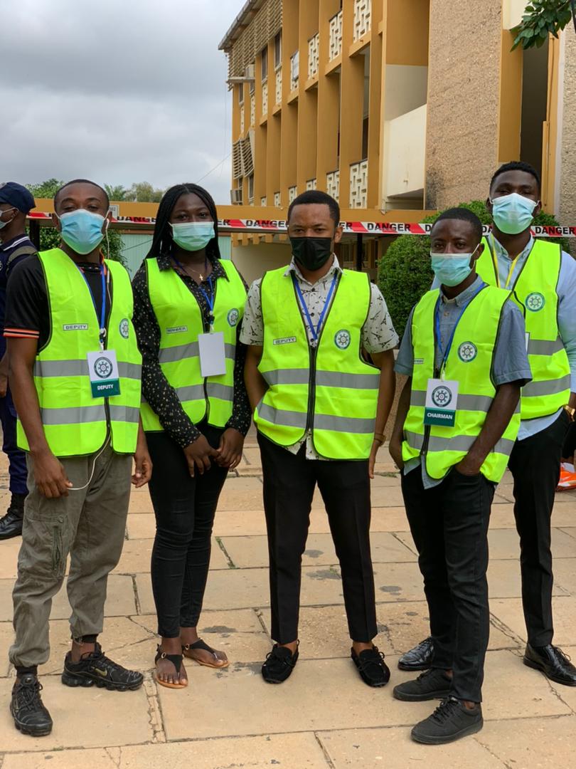 ElectoralFabess's tweet photo. The faces behind the success so far 📸
Today as we guide the aspiration and WILL of the good people of FABESS, we ask for your continual cooperation.

We're wrapping up today, #FABESSELECTIONS21!! Be counted, let your votes count 👌
#FABESSEC
#KNUSTDECIDES
#KNUSTVotes https://t.co/jl6hoTllJS