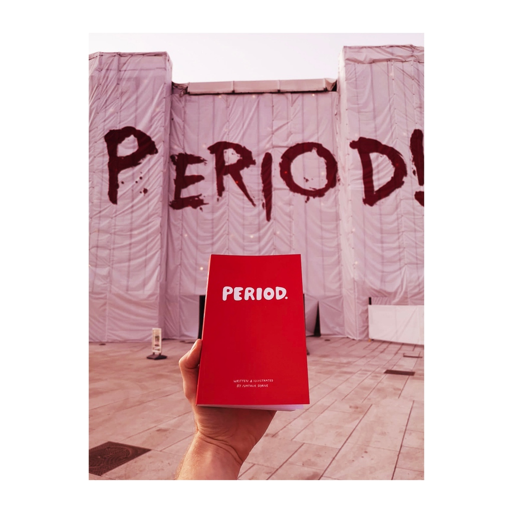 brkthehbt's tweet photo. ✨🩸 Flashback to when @nobelpeacecenter used the ongoing construction site to promote dialogue around the stigma and shame linked to menstruation 🩸✨⁠
⁠

AND THEN....they took this incredible snap 📸 of #Period illustrated by the amazing @nataliebyrne

#endperiodstigma #books https://t.co/SWkq6574Oq