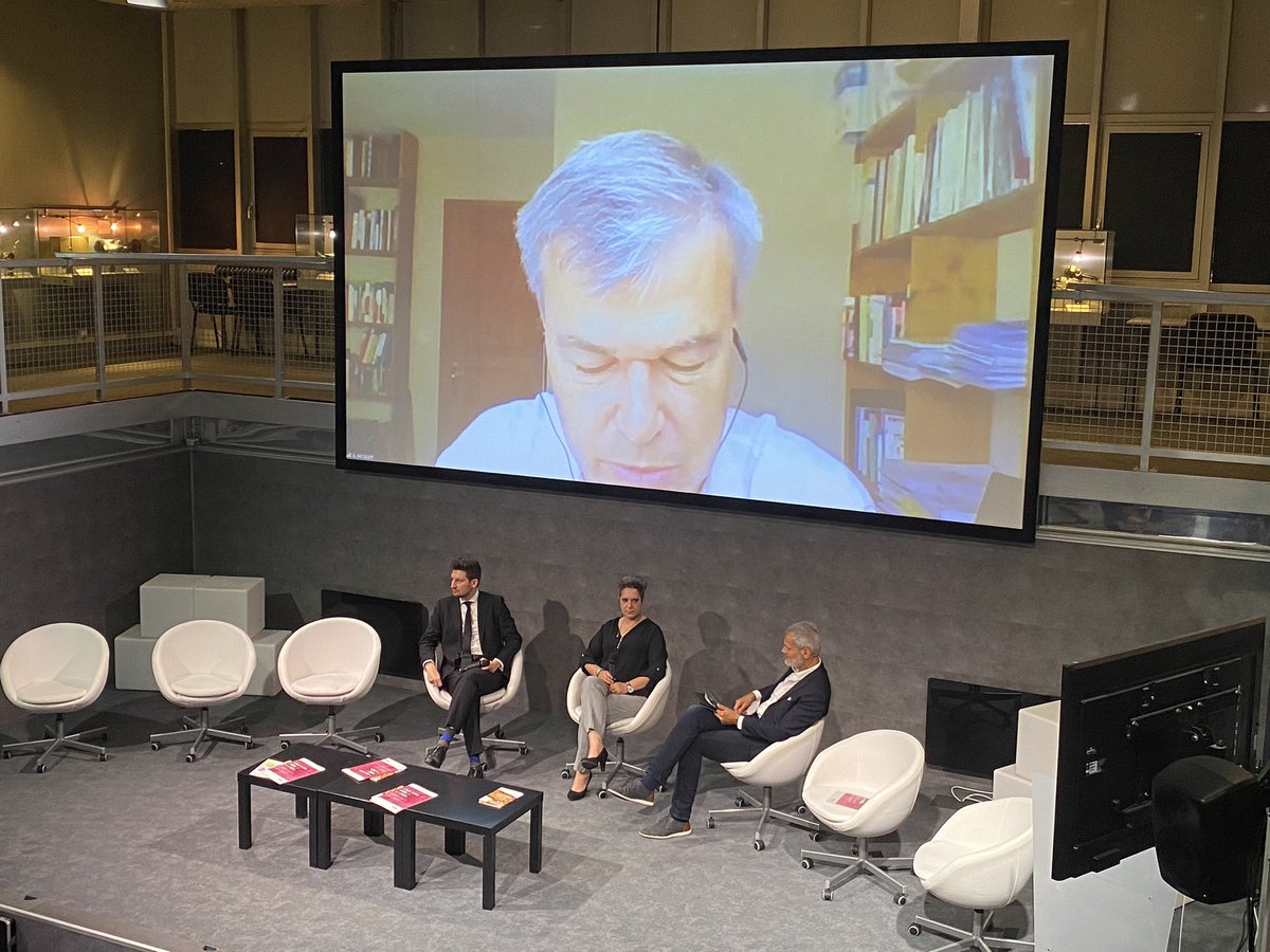 [#plusfortsapreslacrise] 🔍💪🏻

3 eme séquence : «l’intelligence collective pour servir les transformations » avec Jean Luc Jacquot directeur du CEA Tech Grand Est, Loïc Cueroni président de BluePad et Nathalie Paillet responsable QSE chez ABS